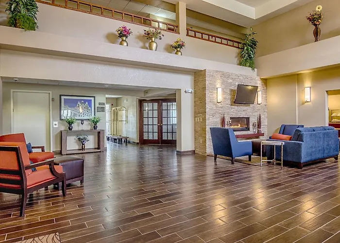 Best Hotels in North Grafton, MA